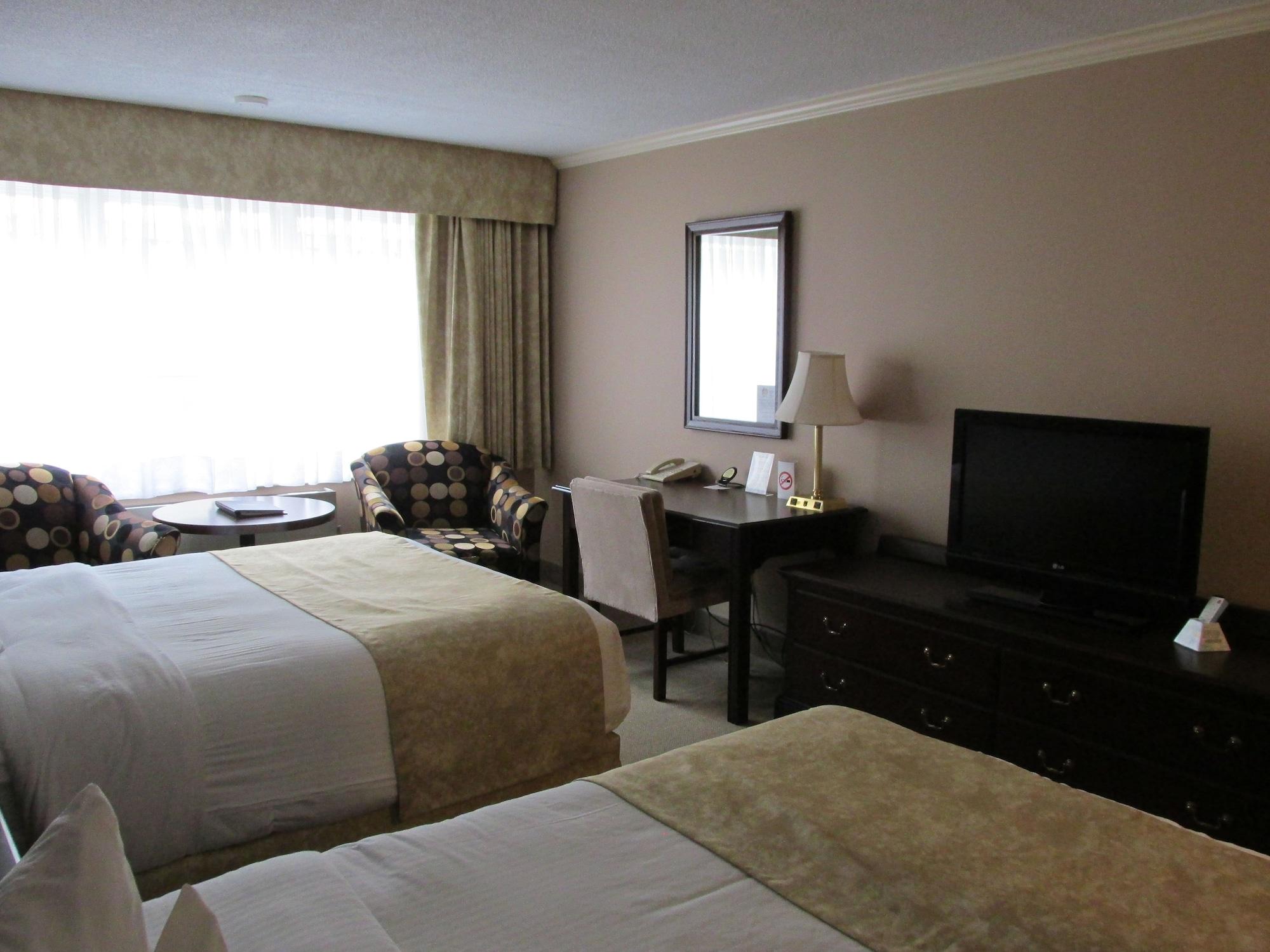 The Fredericton Inn ภายนอก รูปภาพ