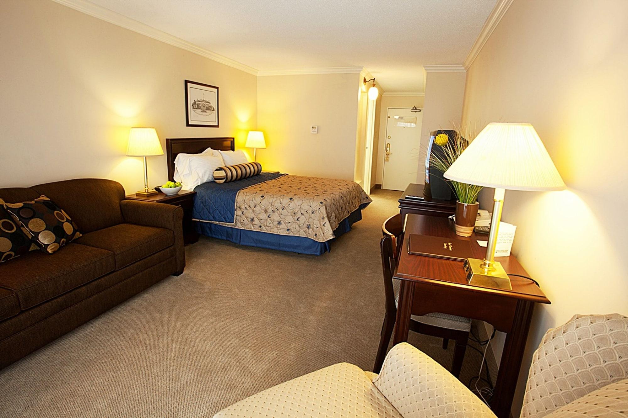 The Fredericton Inn ภายนอก รูปภาพ