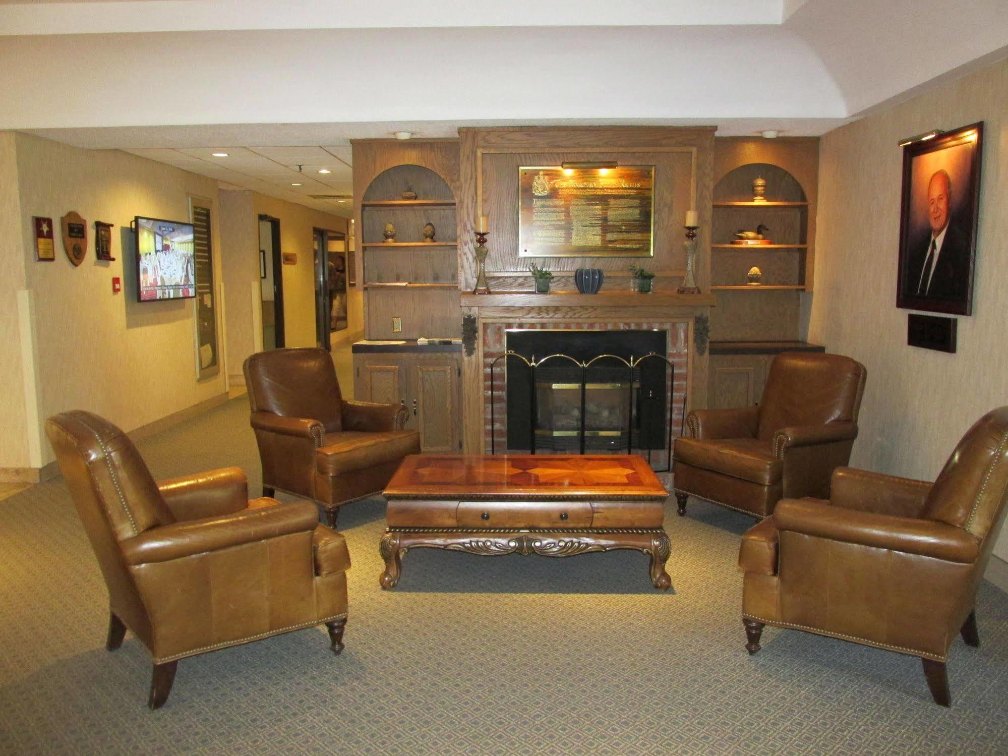 The Fredericton Inn ภายนอก รูปภาพ